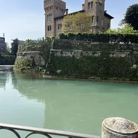 Centro Historico - Via Santa Caterina, Treviso, Italy Apartment