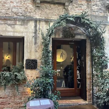 Apartment Centro Historico - Via Santa Caterina, Treviso, Italy