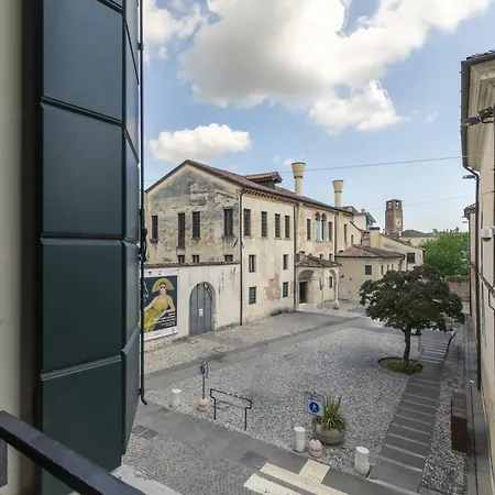 Apartment Centro Historico - Via Santa Caterina, Treviso, Italy Treviso