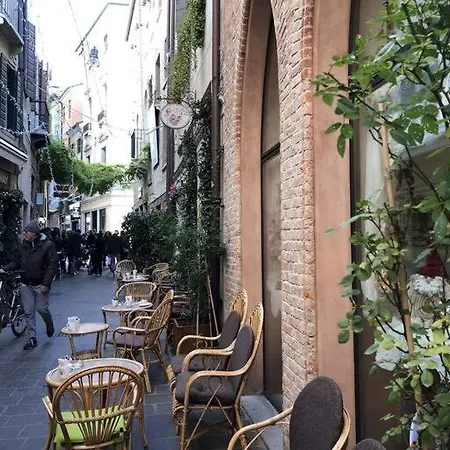 Centro Historico - Via Santa Caterina, Treviso, Italy Appartamento